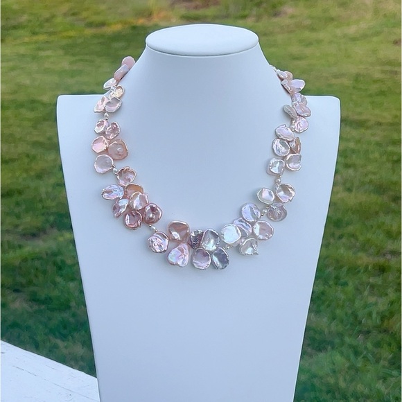 RL006 Handmade Freshwater Flower Petal Baroque Pearl Necklace - Picture 5 of 9